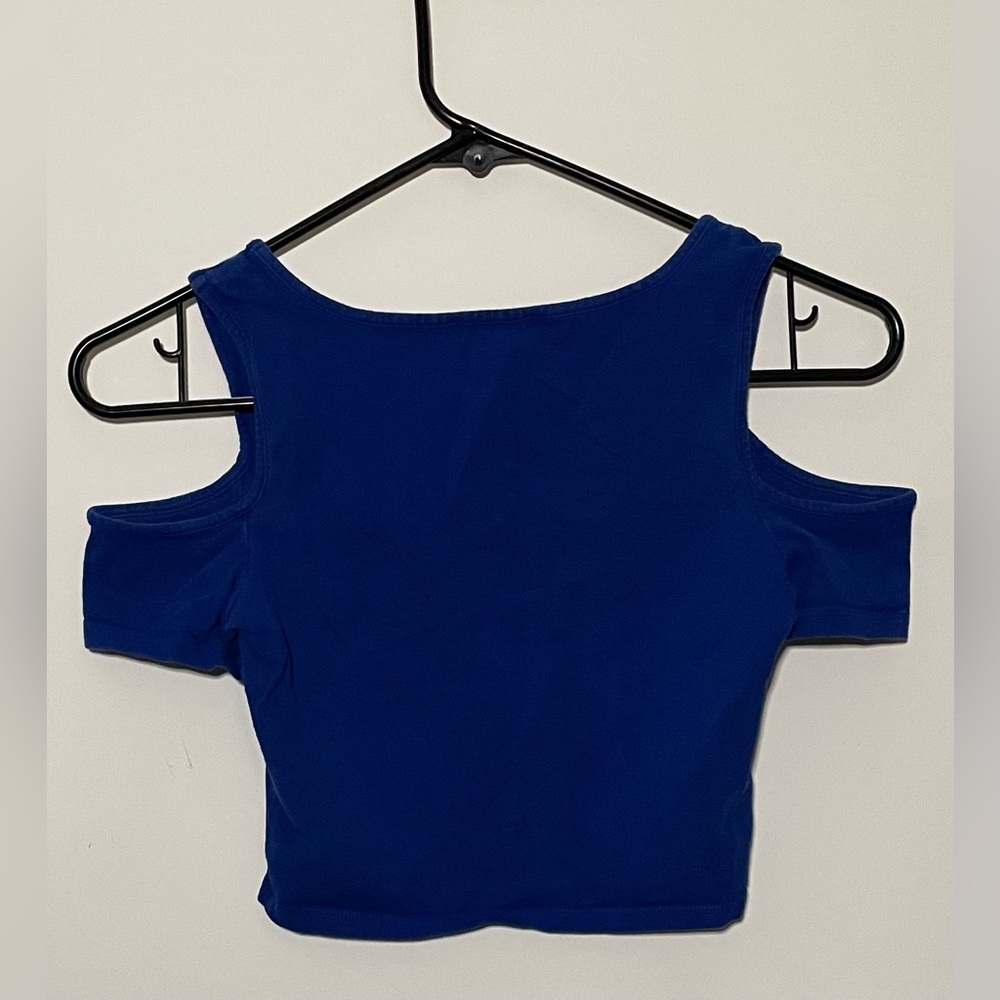 Cold Shoulder Crop Top - Picture 2 of 3
